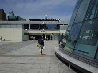 札幌駅ショッピングセンター「JRタワー」へ